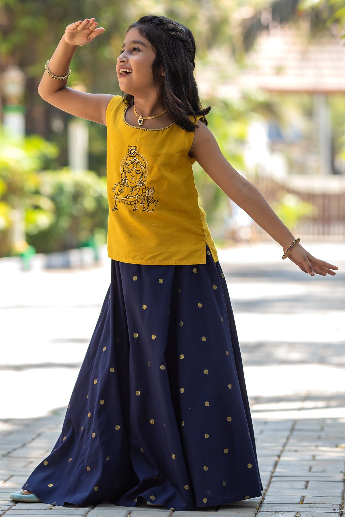 Figure Motif Placement Embroidered Sleeveless Top & Contrast Butta Printed Skirt Set -  Yellow & Navy