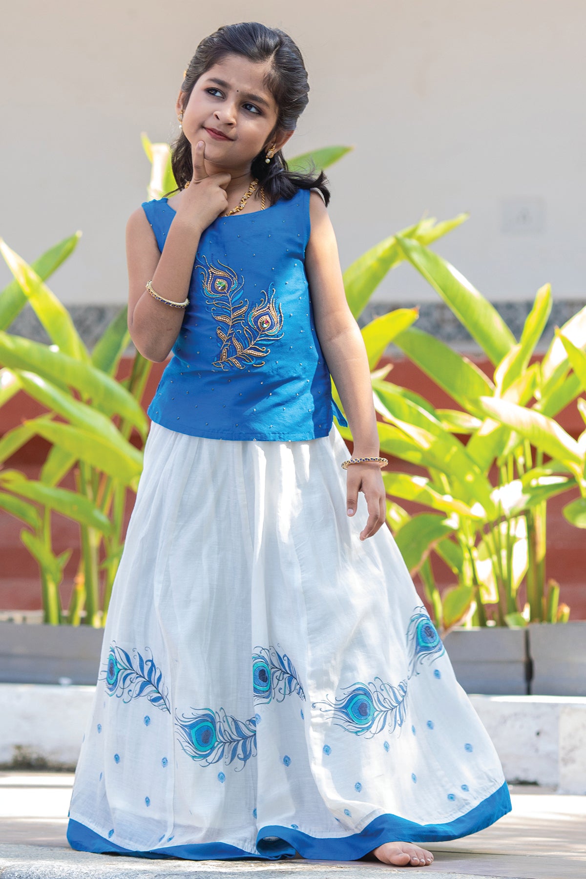 Peacock Feather Placement Embroidered Sleeveless Top & Printed Skirt Set - Blue & White
