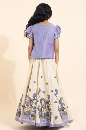 Krishna Mural Printed Skirtset - Lavendar & Off-White