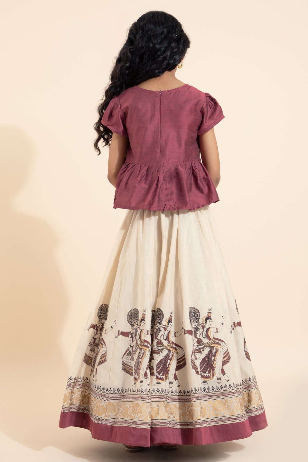  Mauve & off white mohiniyattam printed skirt set online