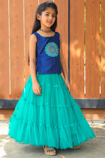 Feather Motif Embroidered Sleeveless Top &Solid Netted Tiered Skirt Set - Navy & Blue