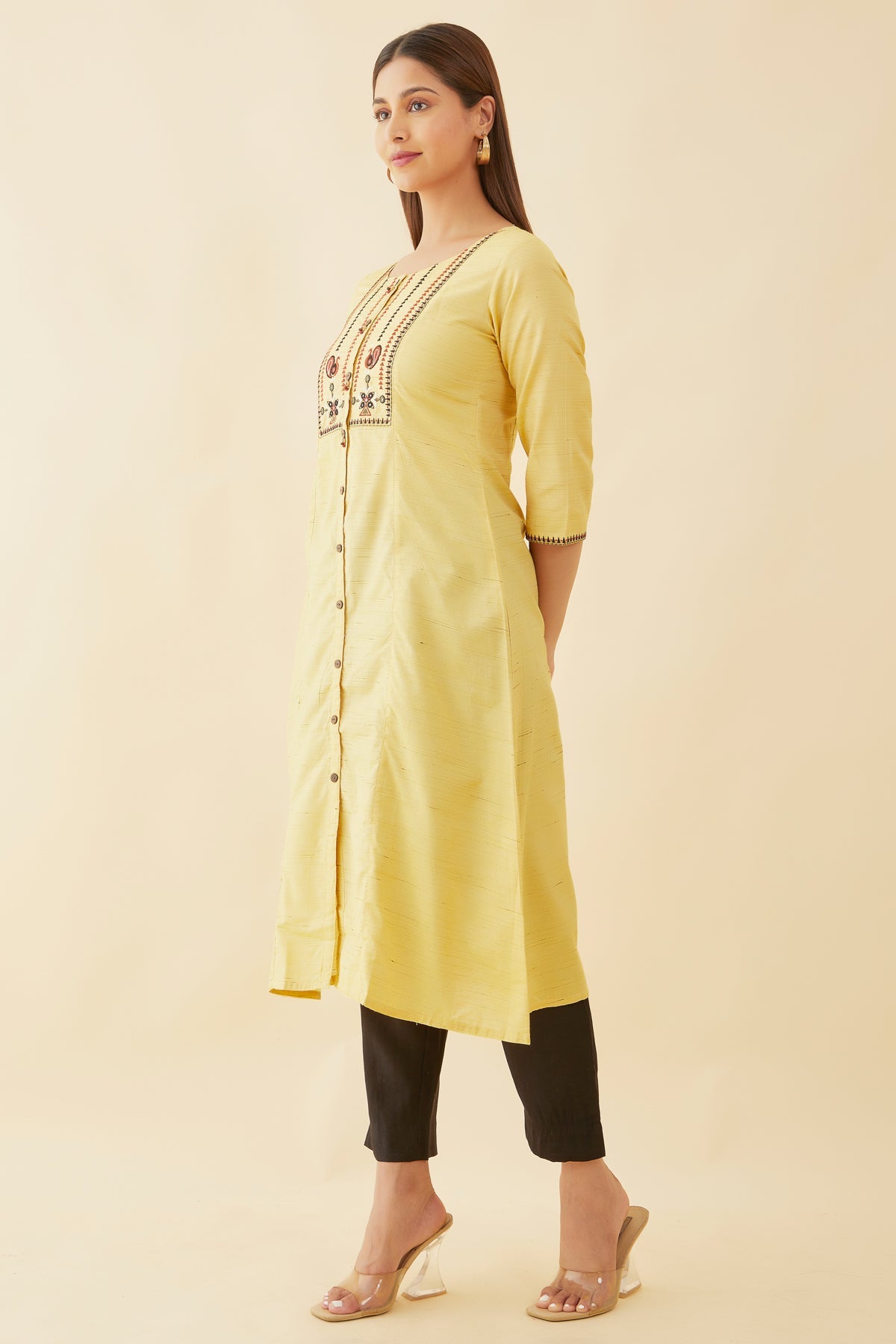 Peacock Placement & Geometric Embroidered Kurta - Yellow