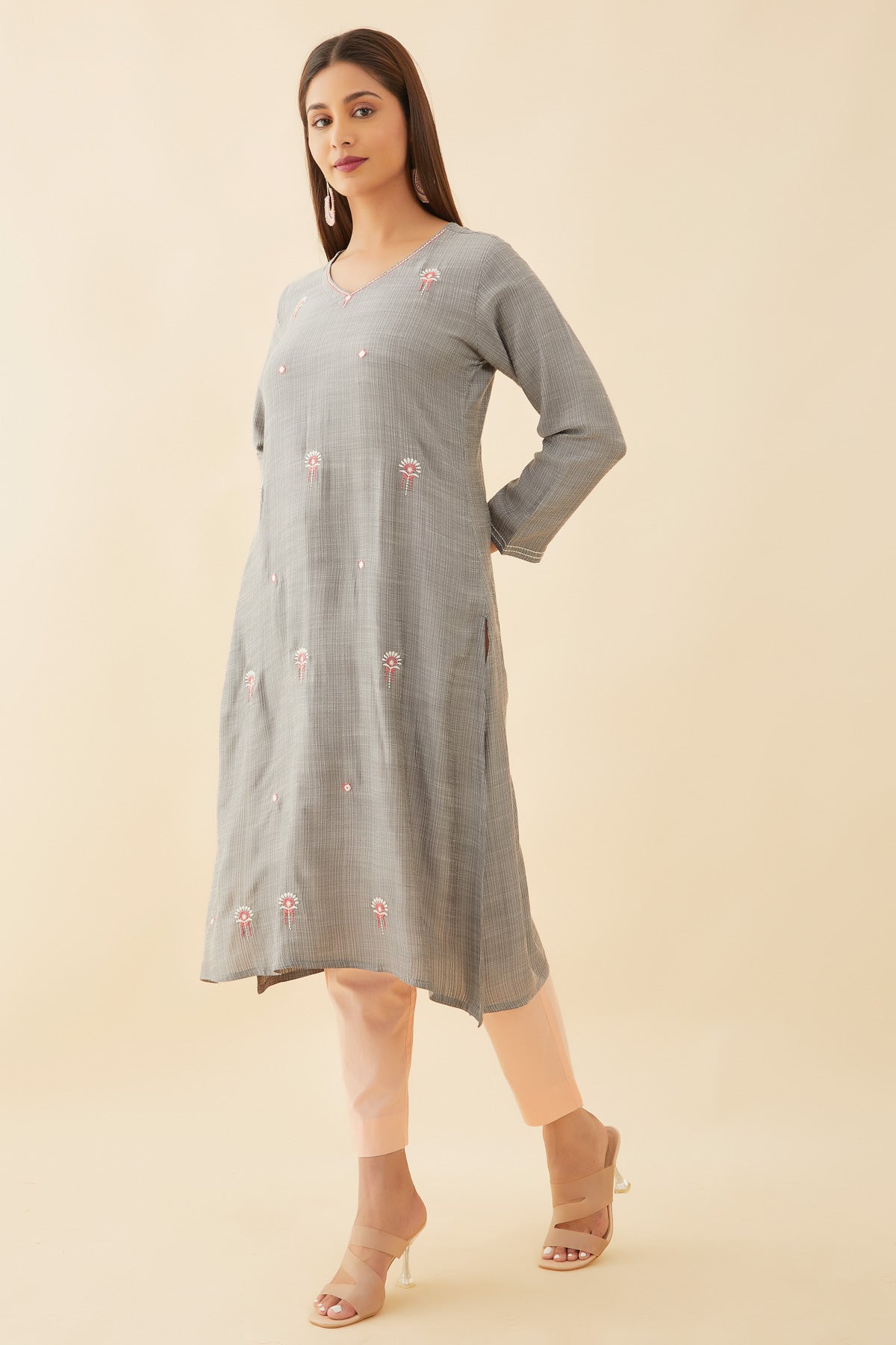 All Over Geometric Embroidered Kurta Grey