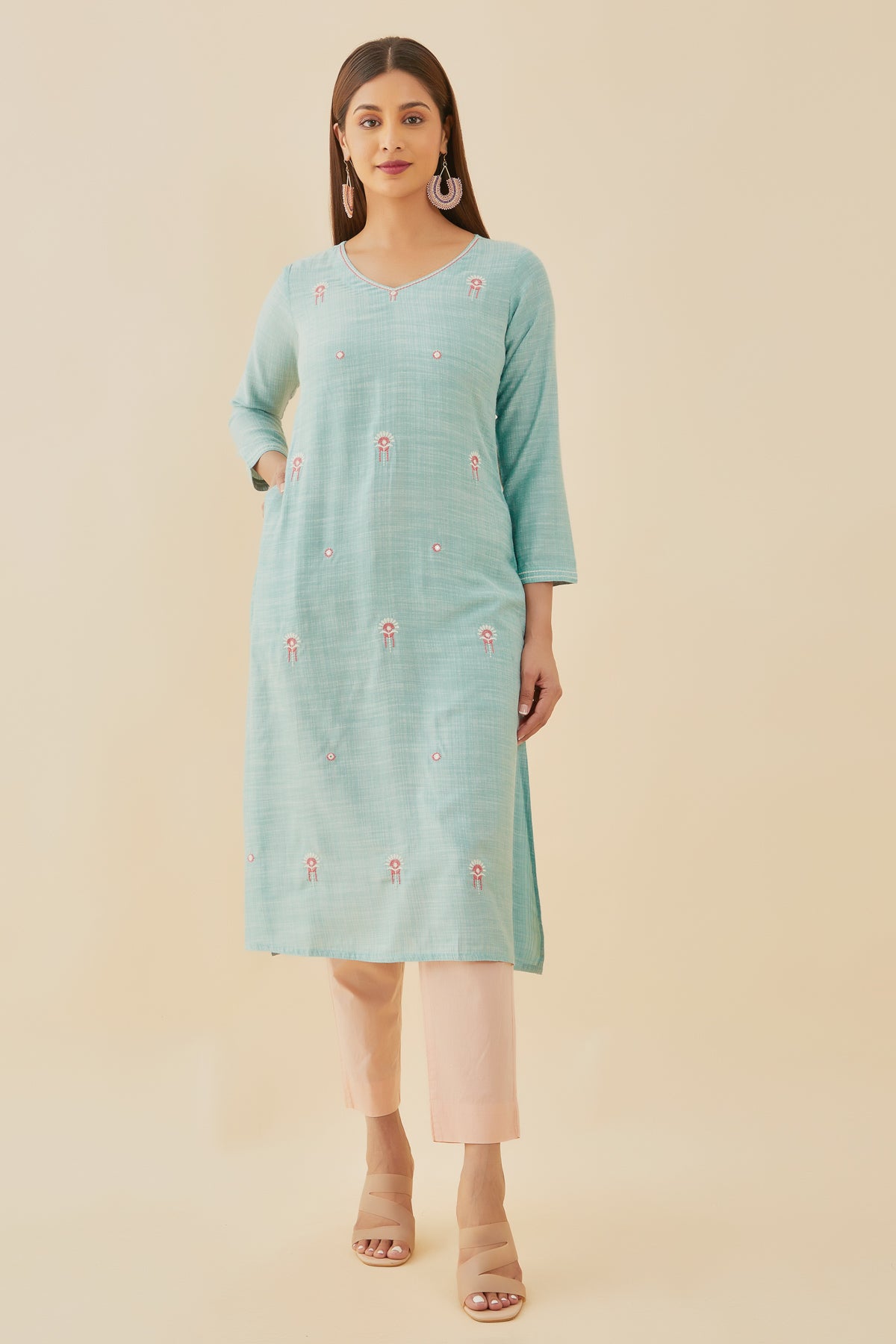 All Over Geometric Embroidered Kurta Blue