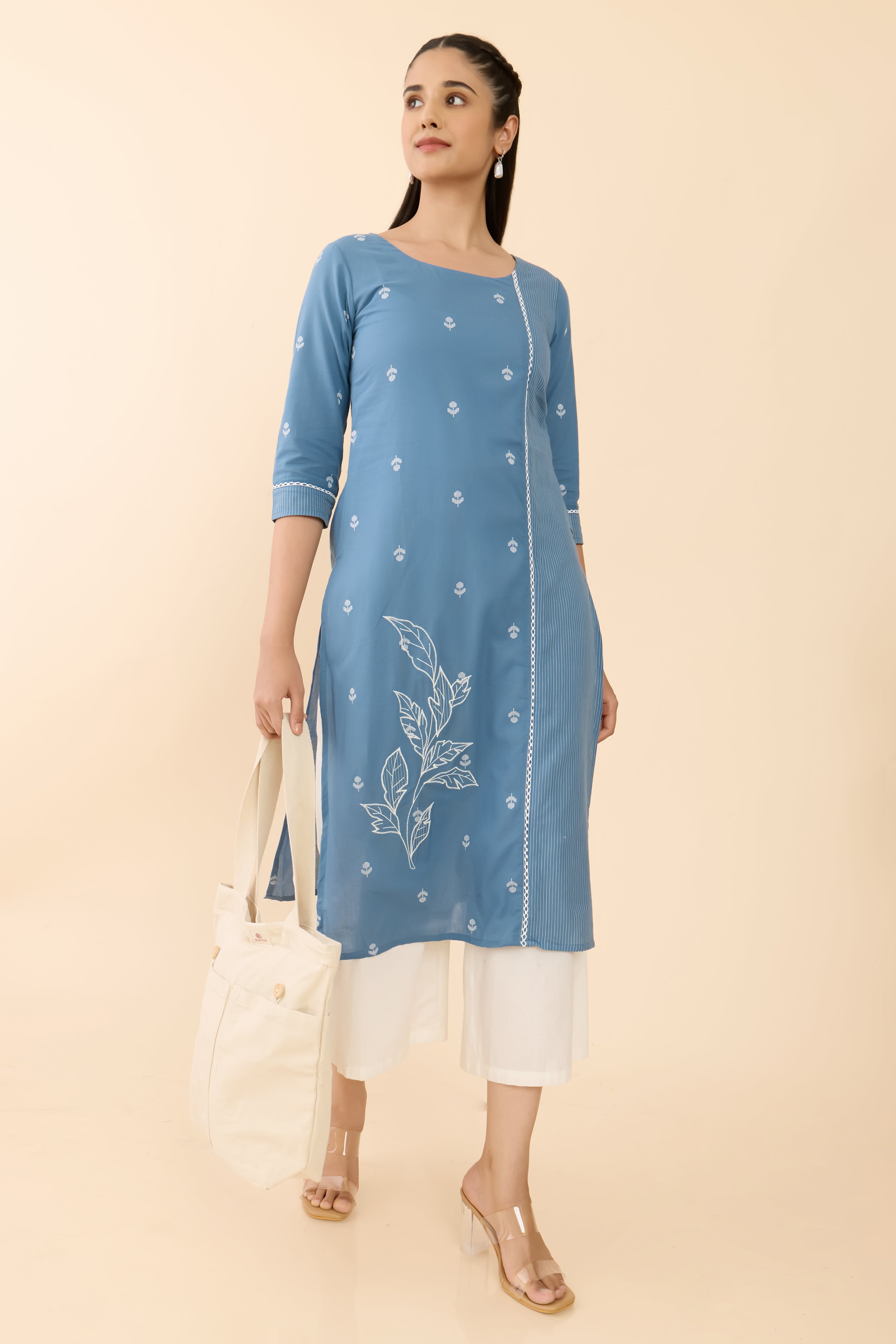 BLUE BUTTA PRINTED STRAIGHT CUT KURTA