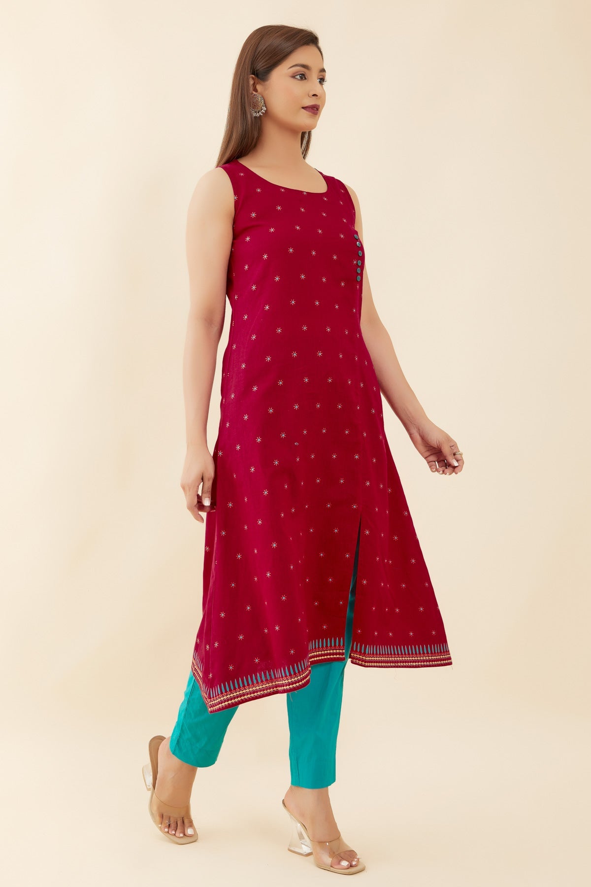 All Over Floral Sleeveless With Side Slit A-Line Kurta - Pink