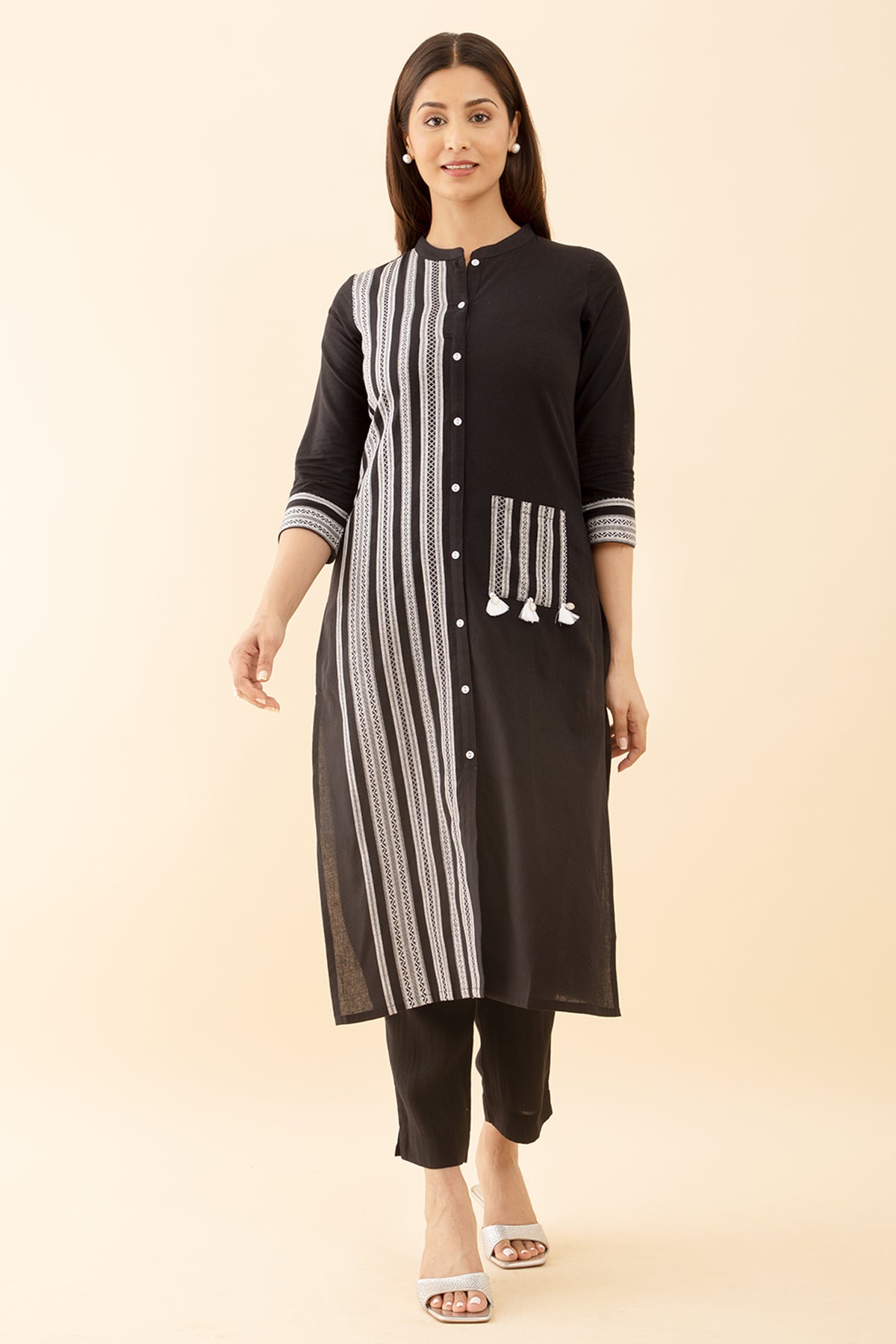 Monochrome Half Side Print Kurta with Pocket Mandarin Collar in Black