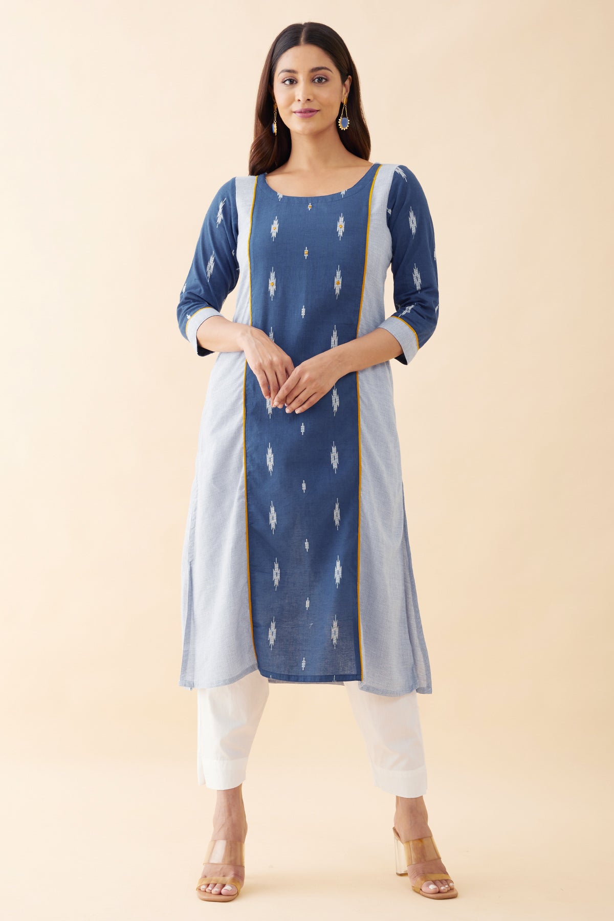 Ikkat Panelled Kurta - Blue