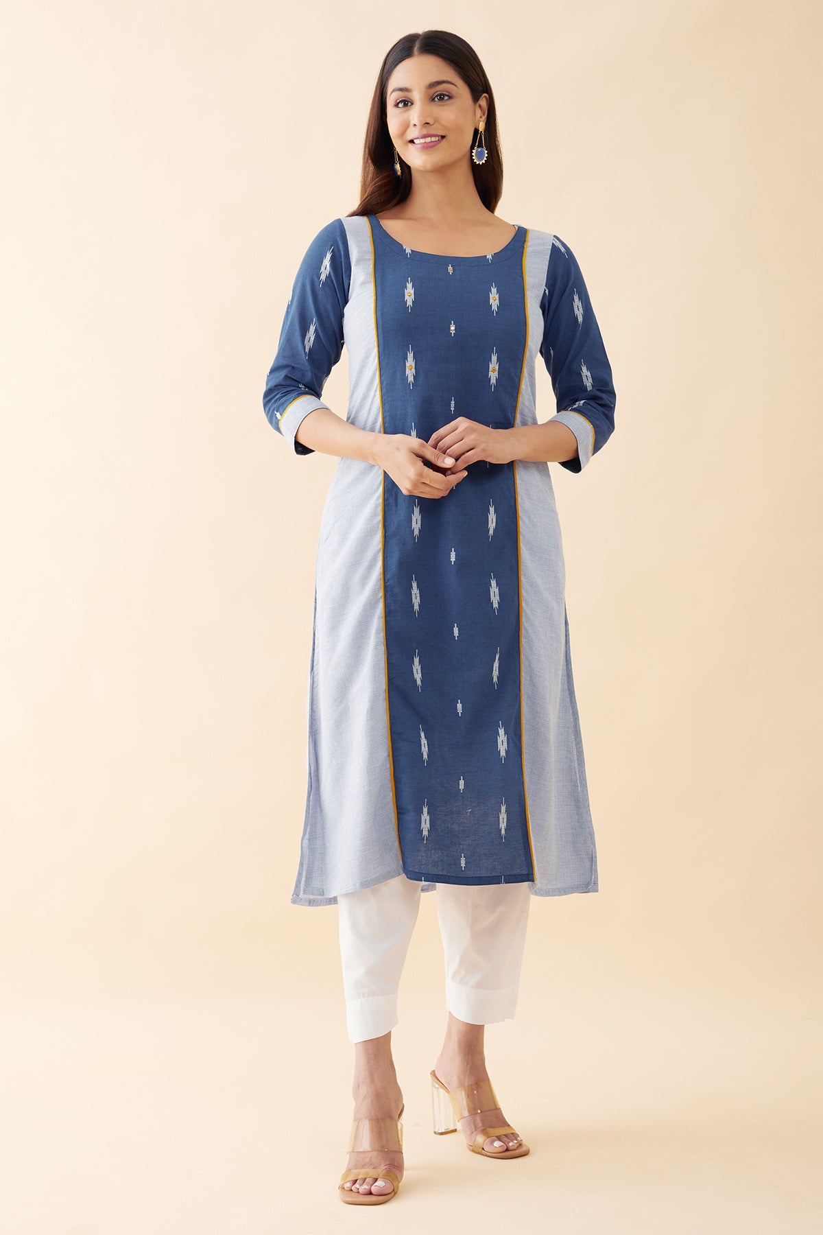 Ikkat Panelled Kurta - Blue