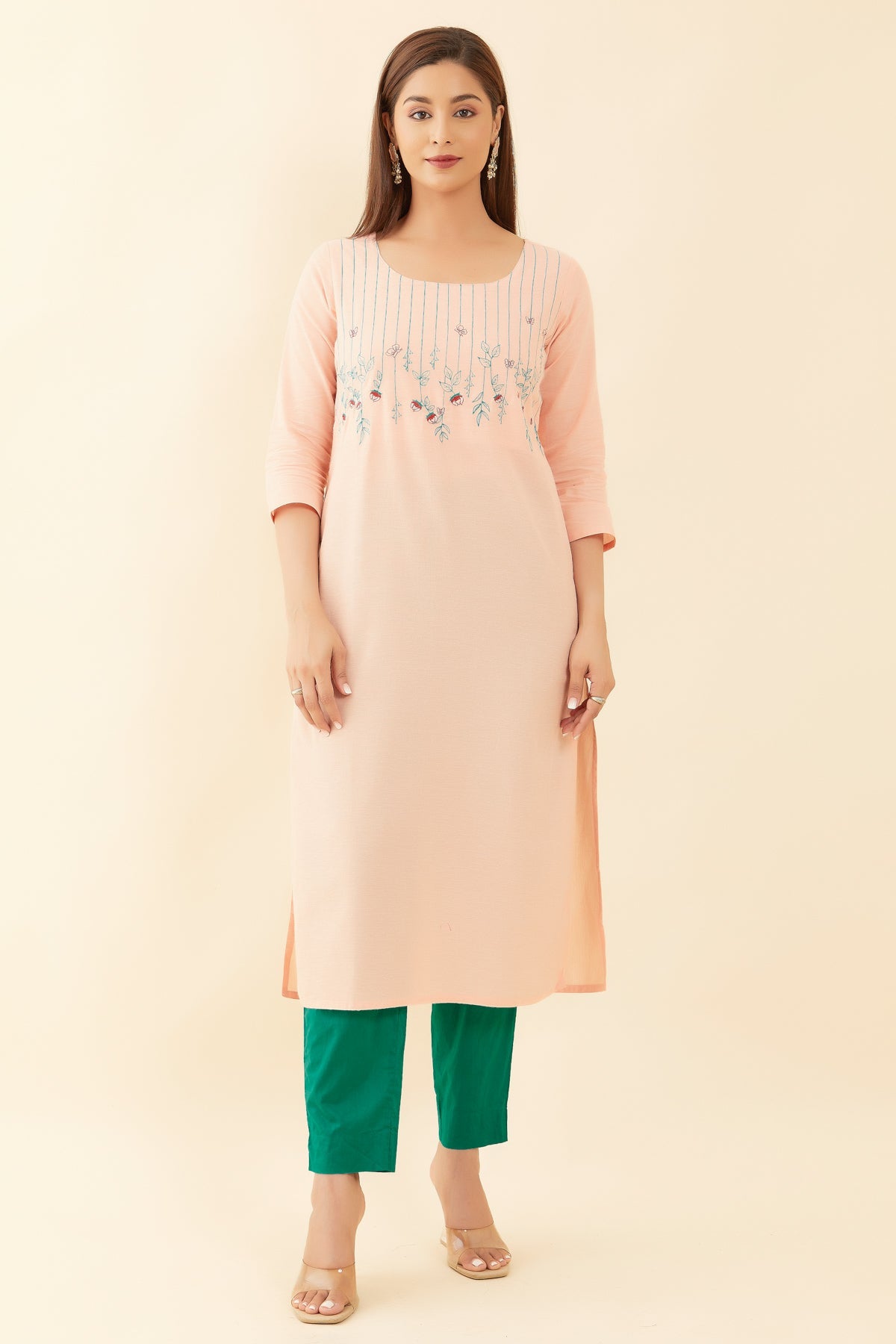 Contrast Floral Embroidered Kurta - Peach