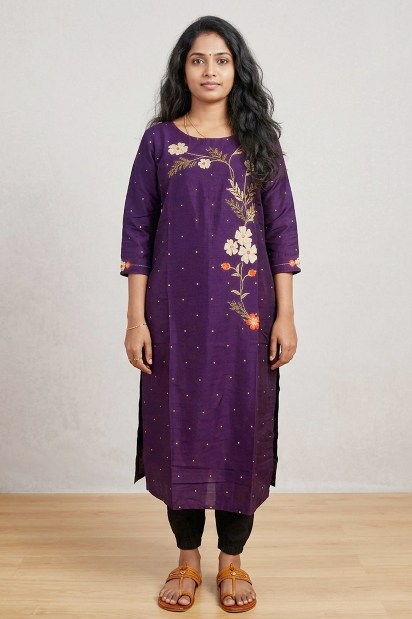 PURPLE KURTA WITH FLORAL EMBROIDERY