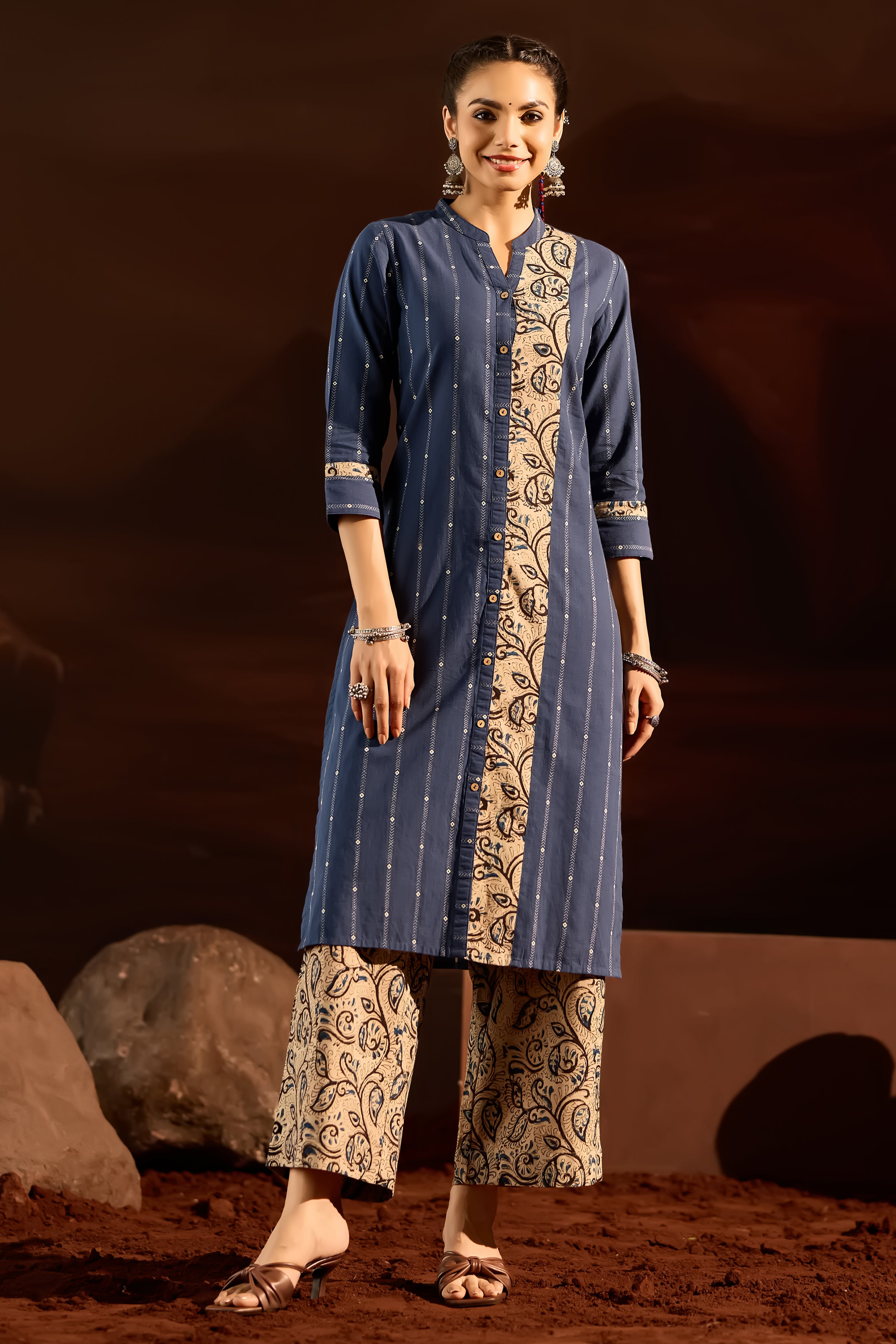 NAVY KALAMKARI STRAIGHT CUT KURTA