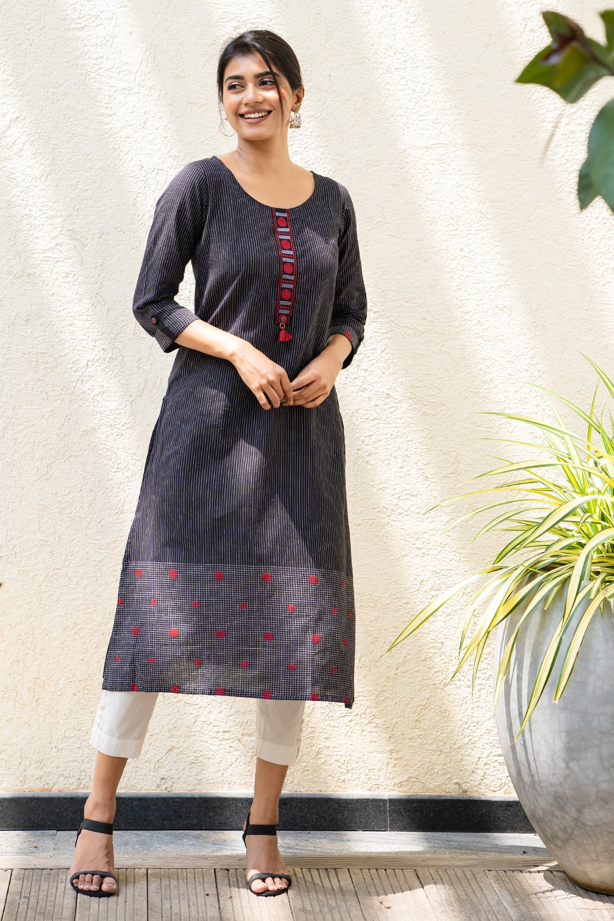 All Over Geometric Motif Dobby Weave Kurta - Black