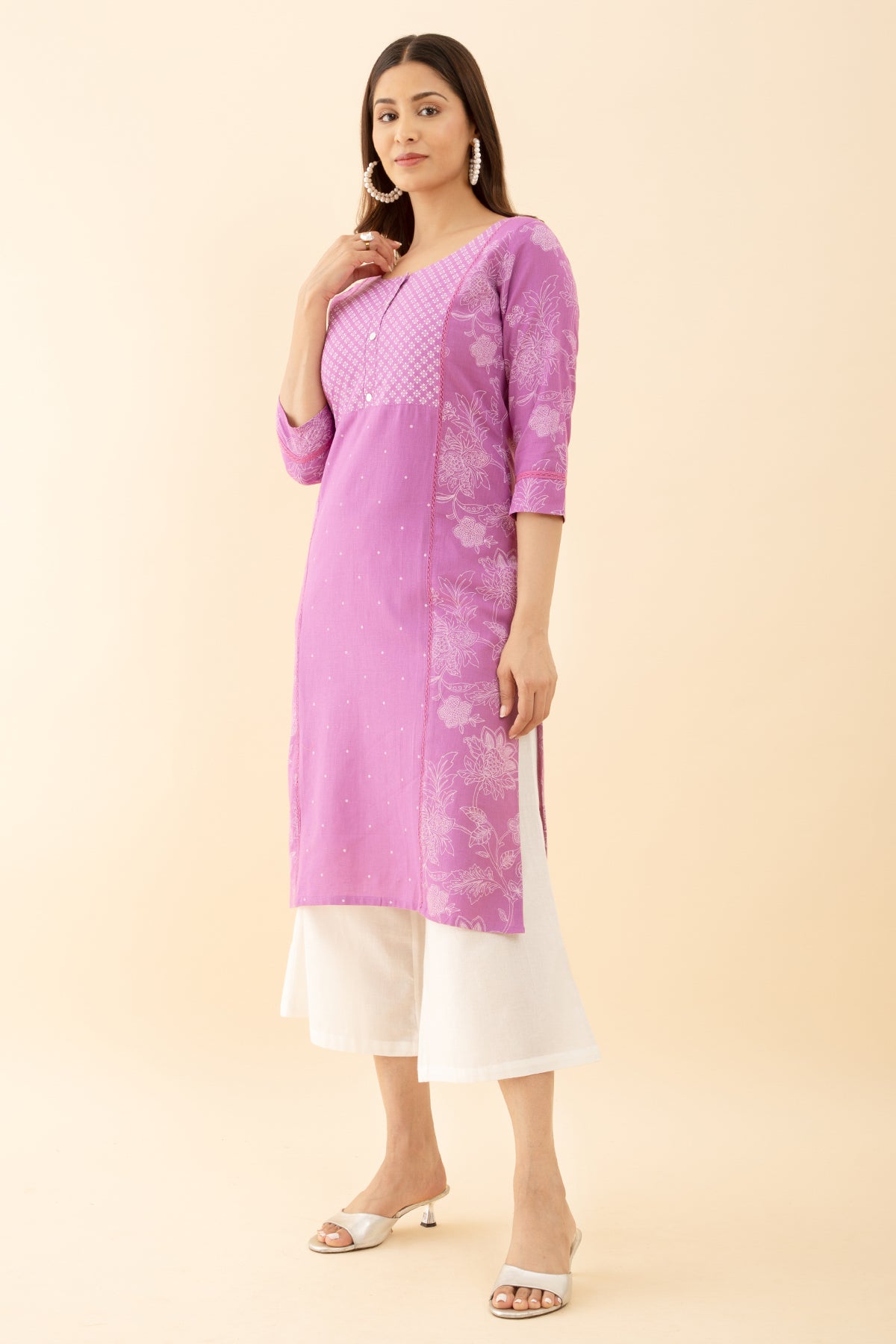 Floral Printed Kurta with Lace Embellishment Purple