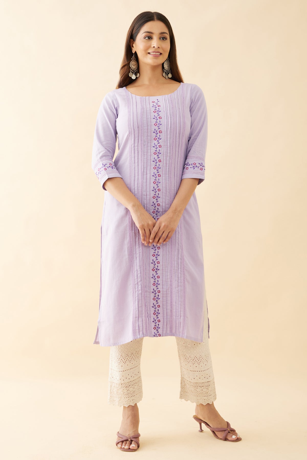 Lace Embellished Floral Embroidered Kurta - Purple