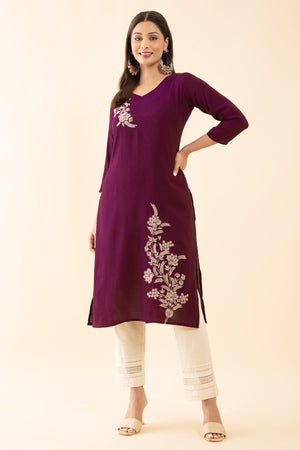 Textured Dobby Kurta with Floral Embroidery - Burgundy 