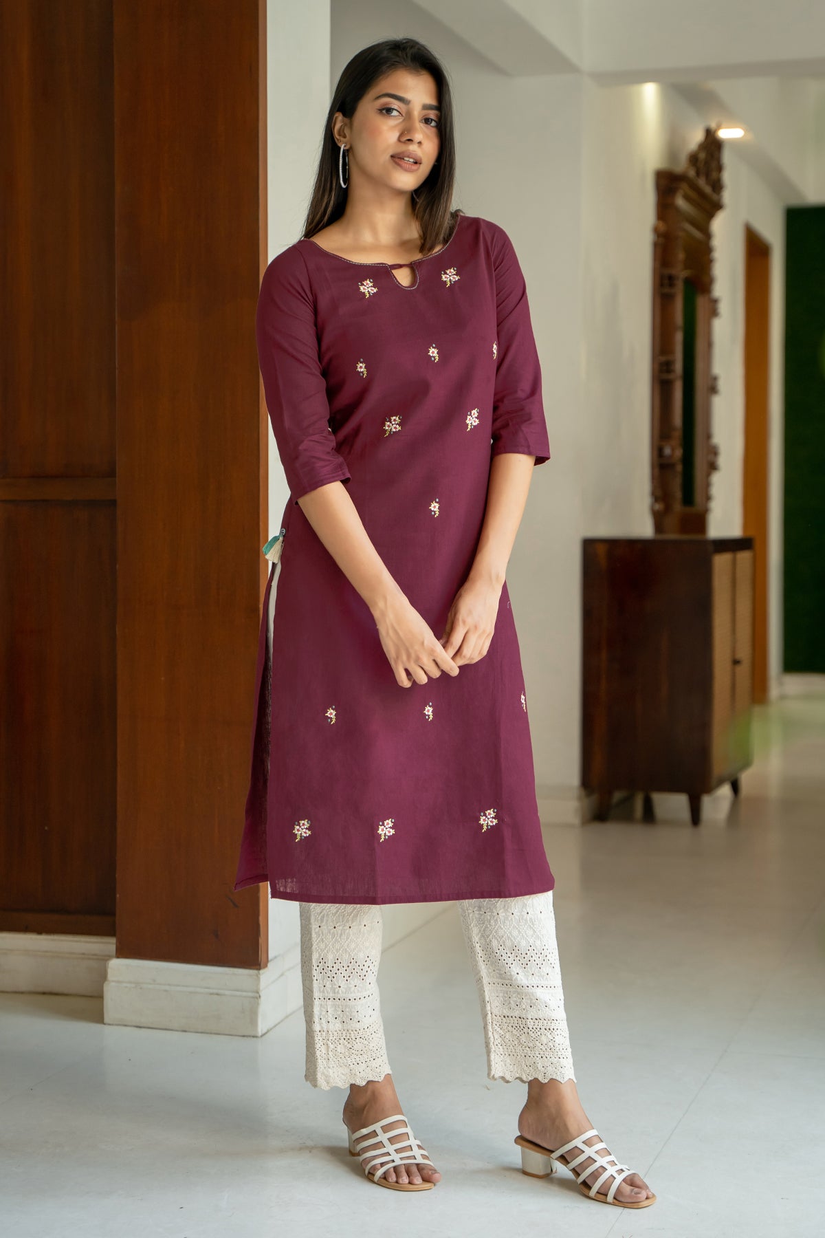 All Over Floral Embroidered Sleeveless Kurta Purple