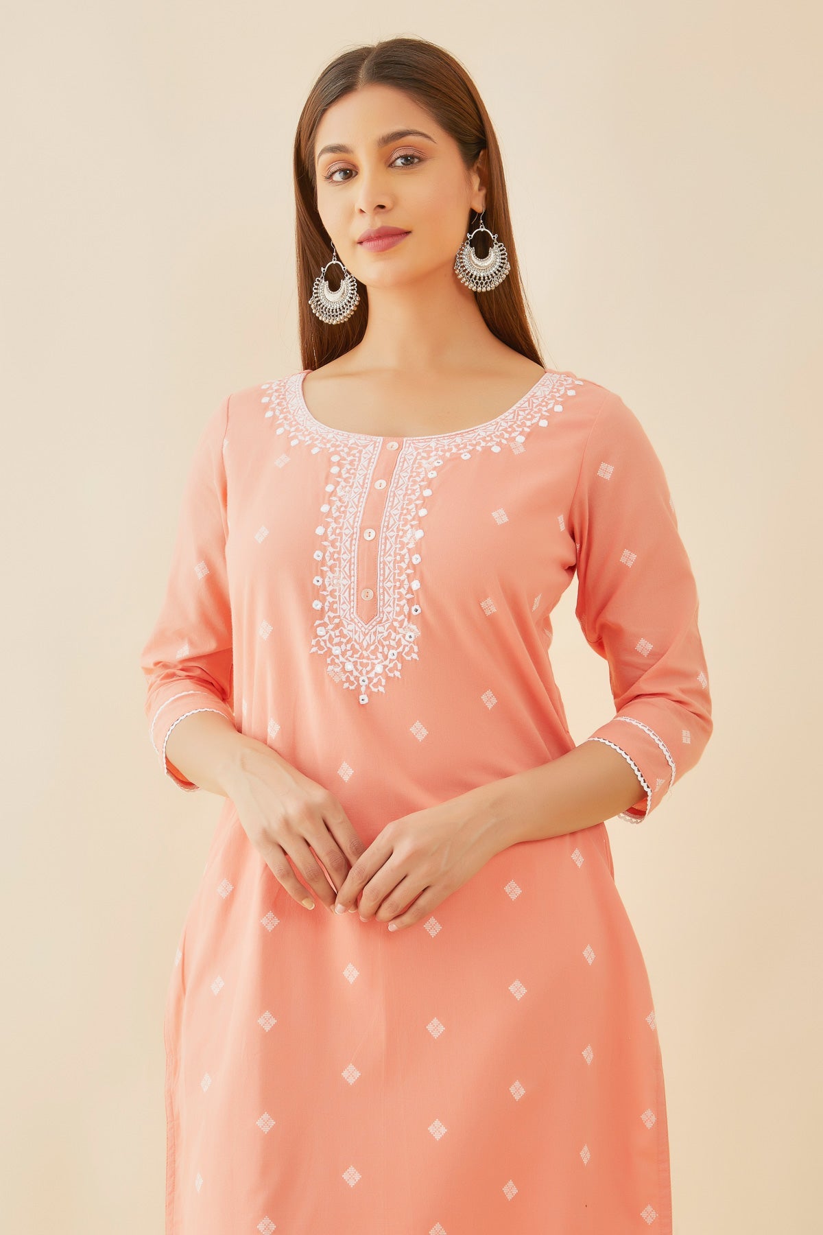 Foil Mirror Embellished With Geometric Embroidery Dobby Weave Kurta Peach