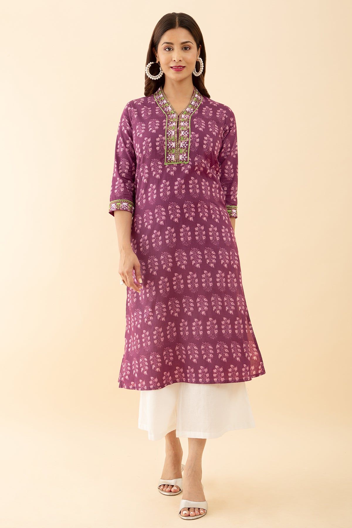 Pink Floral Printed Kurta Embroidered Ethnic Wear