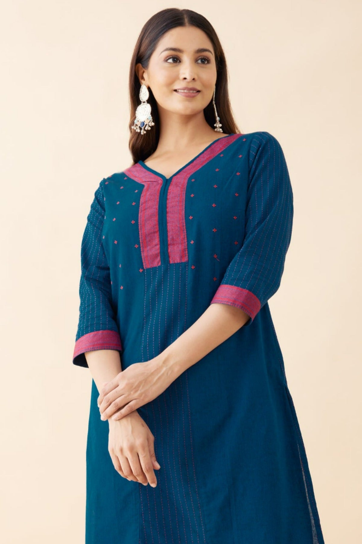 Dobby Weave Embroidered Kurta - Blue