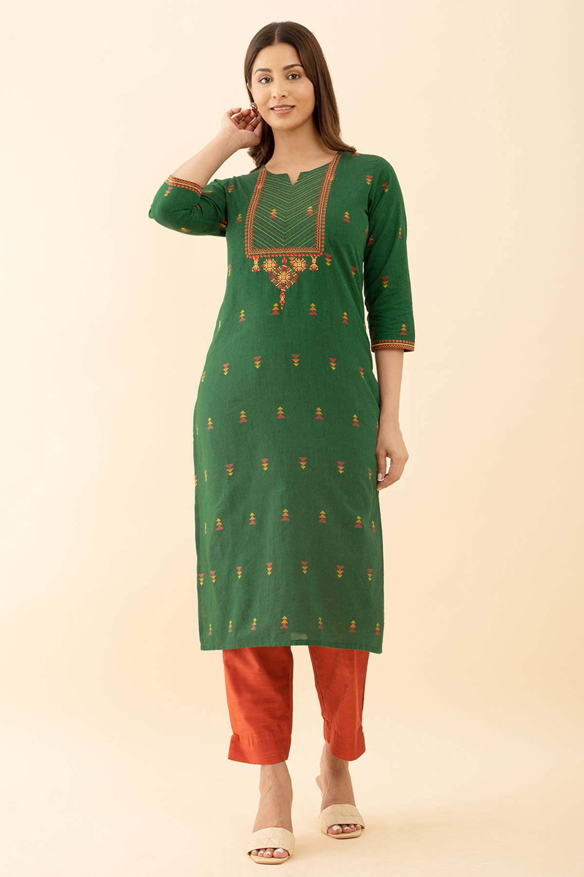 Green Dobby Kurta Exquisite Embroidery Captivating Design