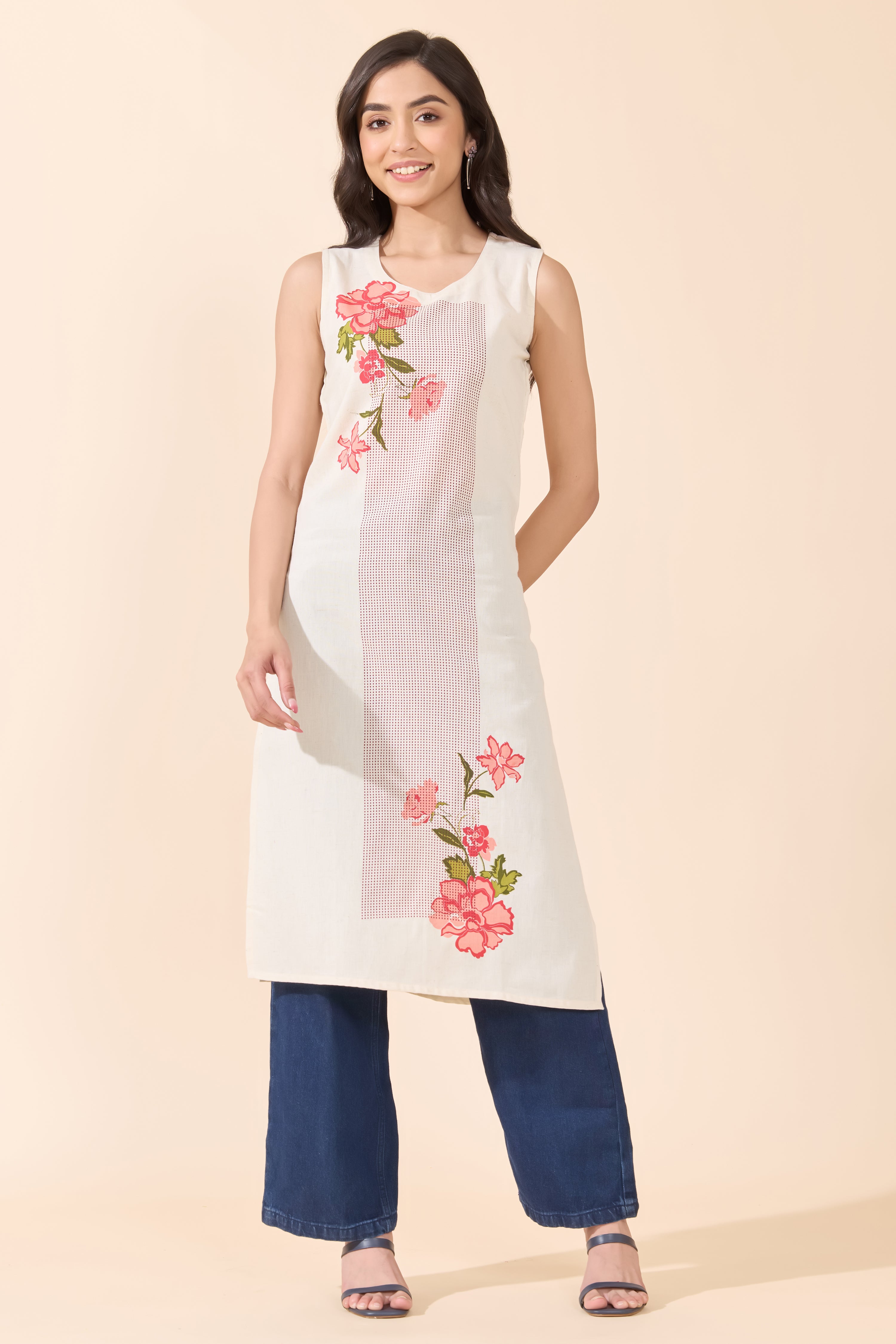 OFF WHITE CONTEMPORARY FLORAL PRINTED STRAIGHT CUT KURTA