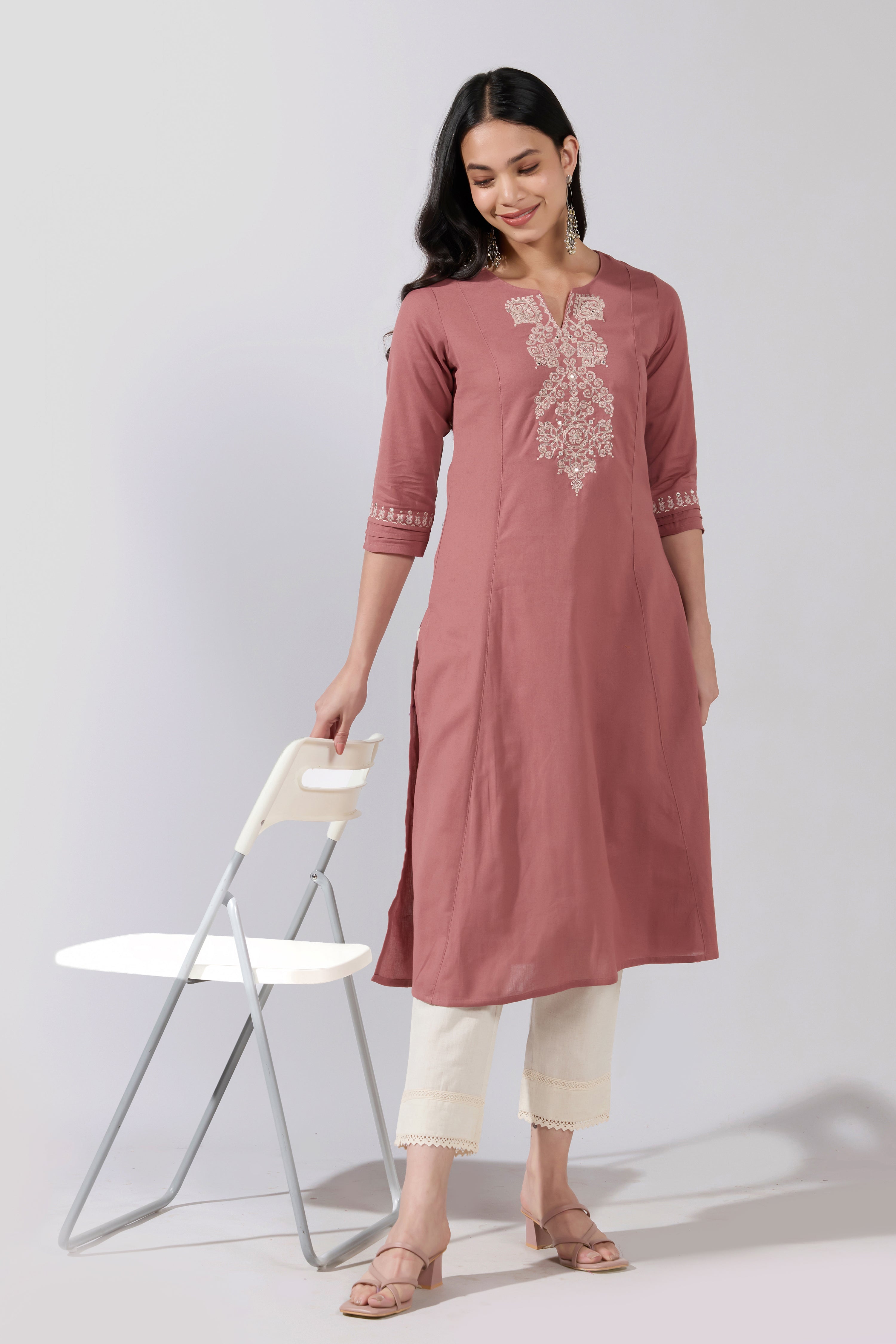 Heart Abstract Embroidered Mauve Cotton Kurta