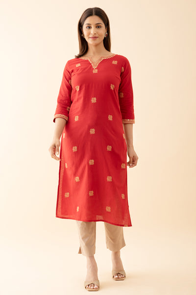 Annapakshi Motif Dobby Kurta with Embroidered Neckline - Red