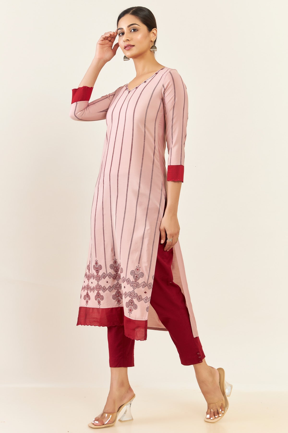 All Over Geometric Print With Contrast Scallop Kurta - Pink