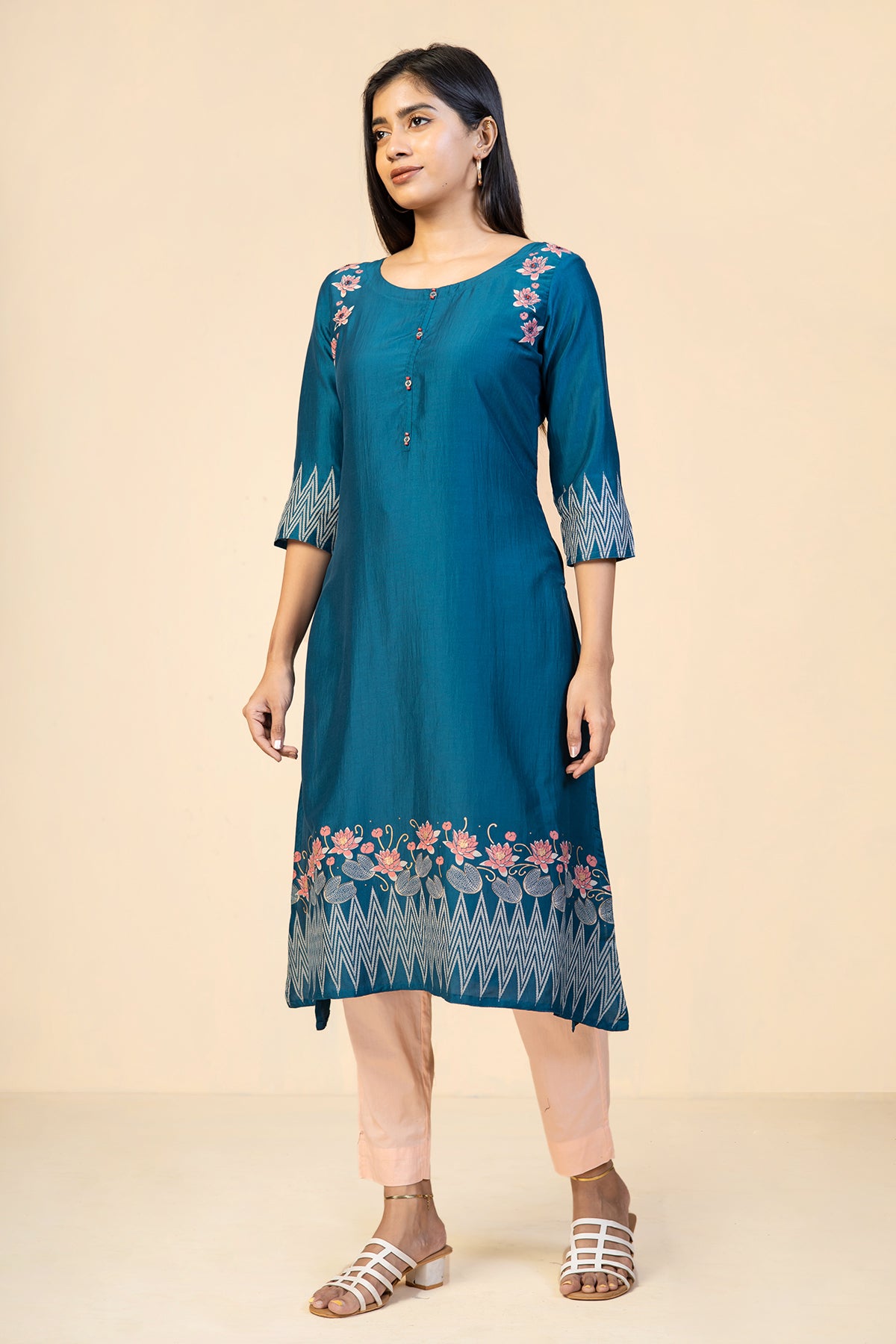 Contrast Floral Motif Printed Kurta Blue