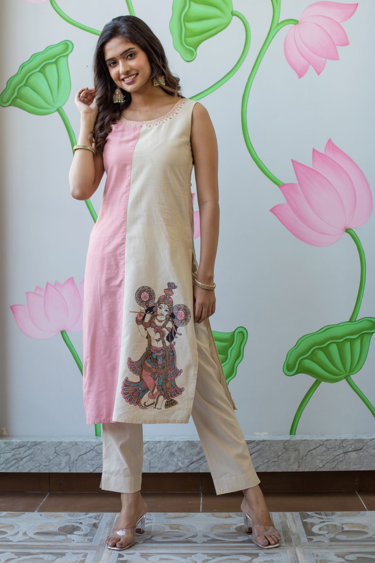 Foil Mirror With Mural Printed Color block Kurta -Peach