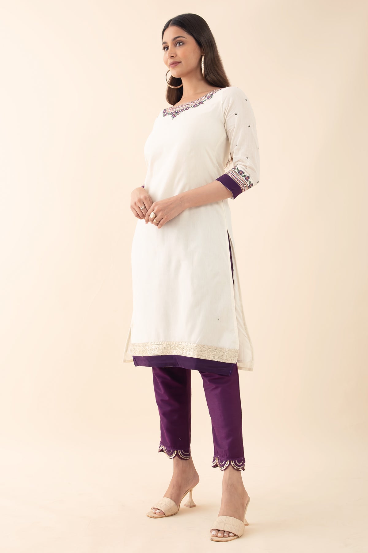 Floral Embroidered Kurta - Off-White & Purple