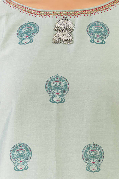 All Over Kathakali Print With Scallop Embroidered Kurta - Green