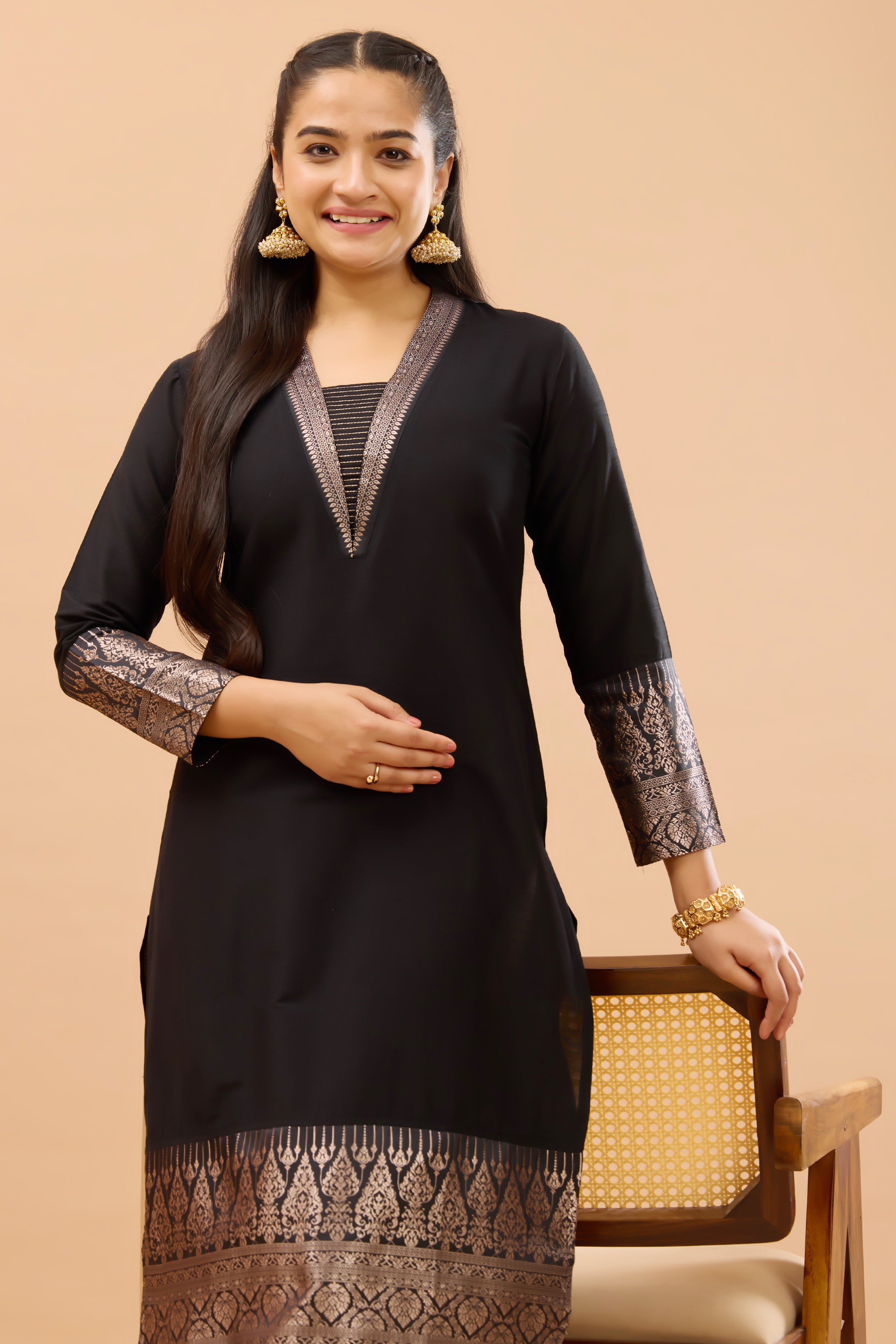 Black Embroidered Kurta with Zari Border