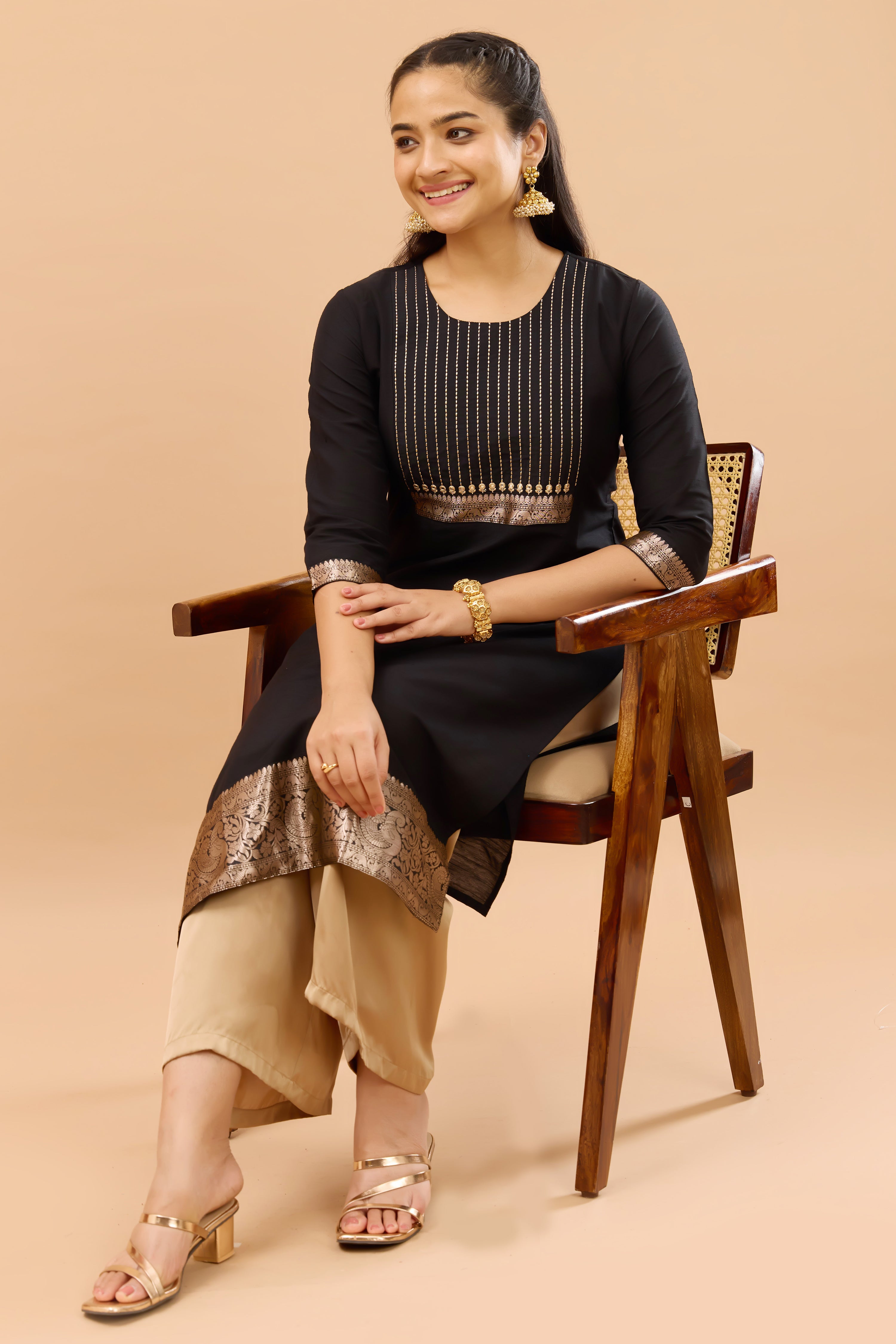 Black Zari Embroidered Kurta