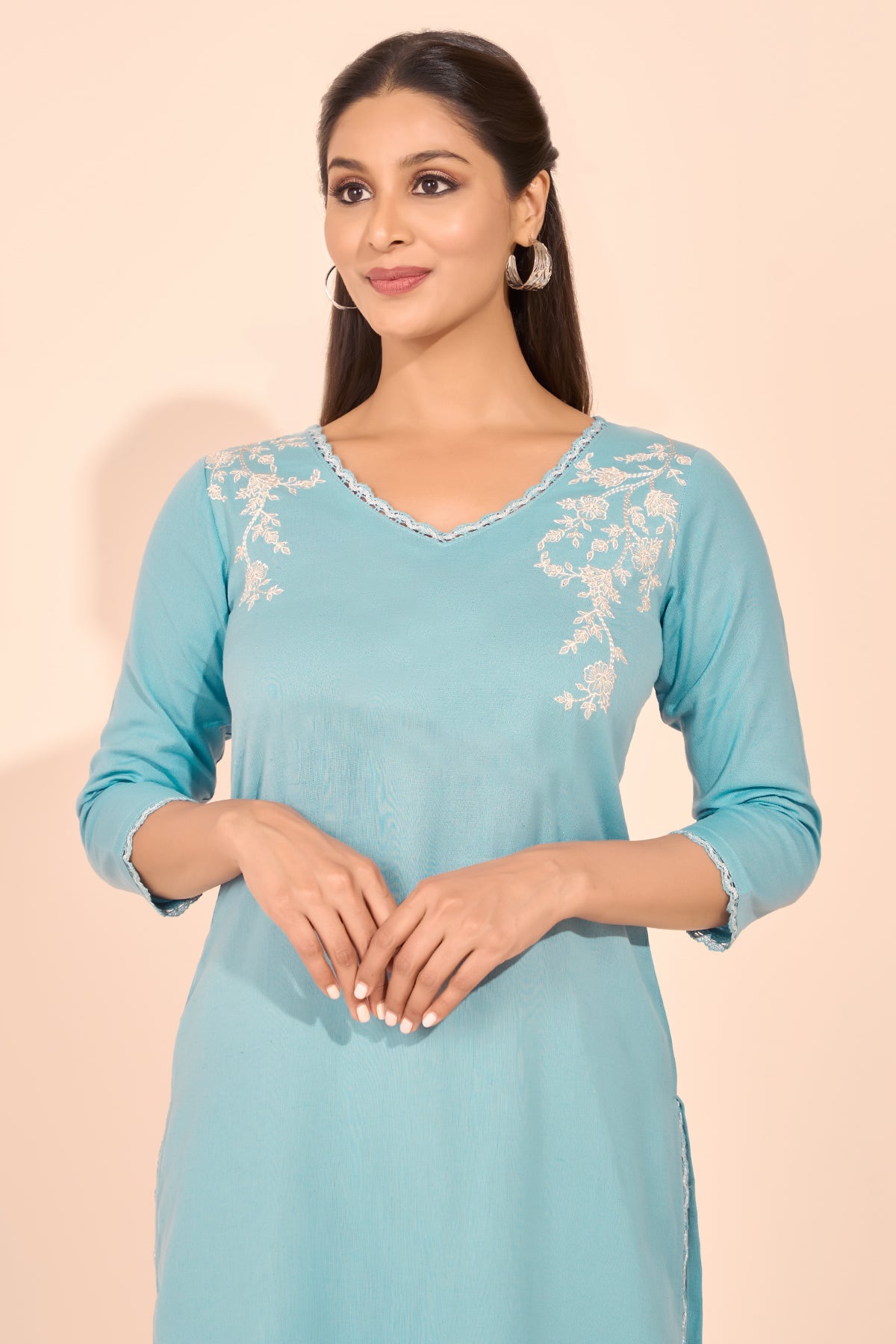 Floral Embroidered Lace Embellished Kurta - Blue