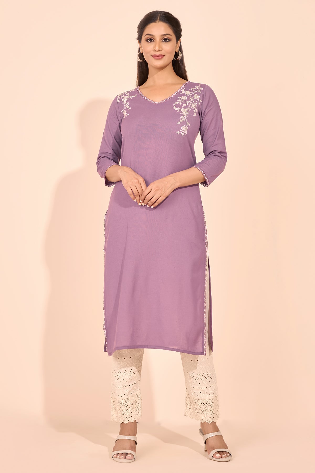 Floral Embroidered Lace Embellished Kurta - Purple