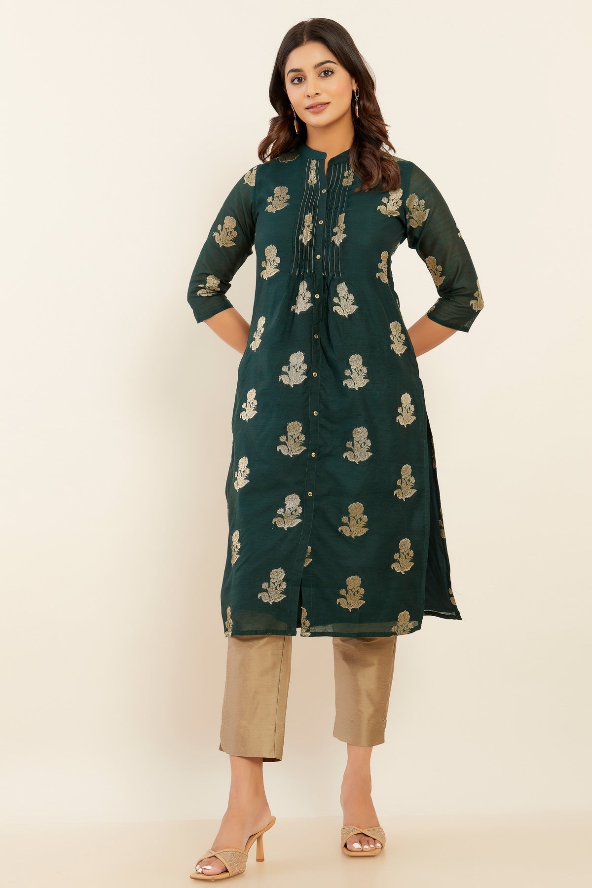 Maroon Brocade Straight Kurti With Straight Pants And Organza Dupatta, Kurti  With Pants, कुरती पैंट सेट - Anokherang Collections OPC Private Limited,  Delhi | ID: 2849556491797