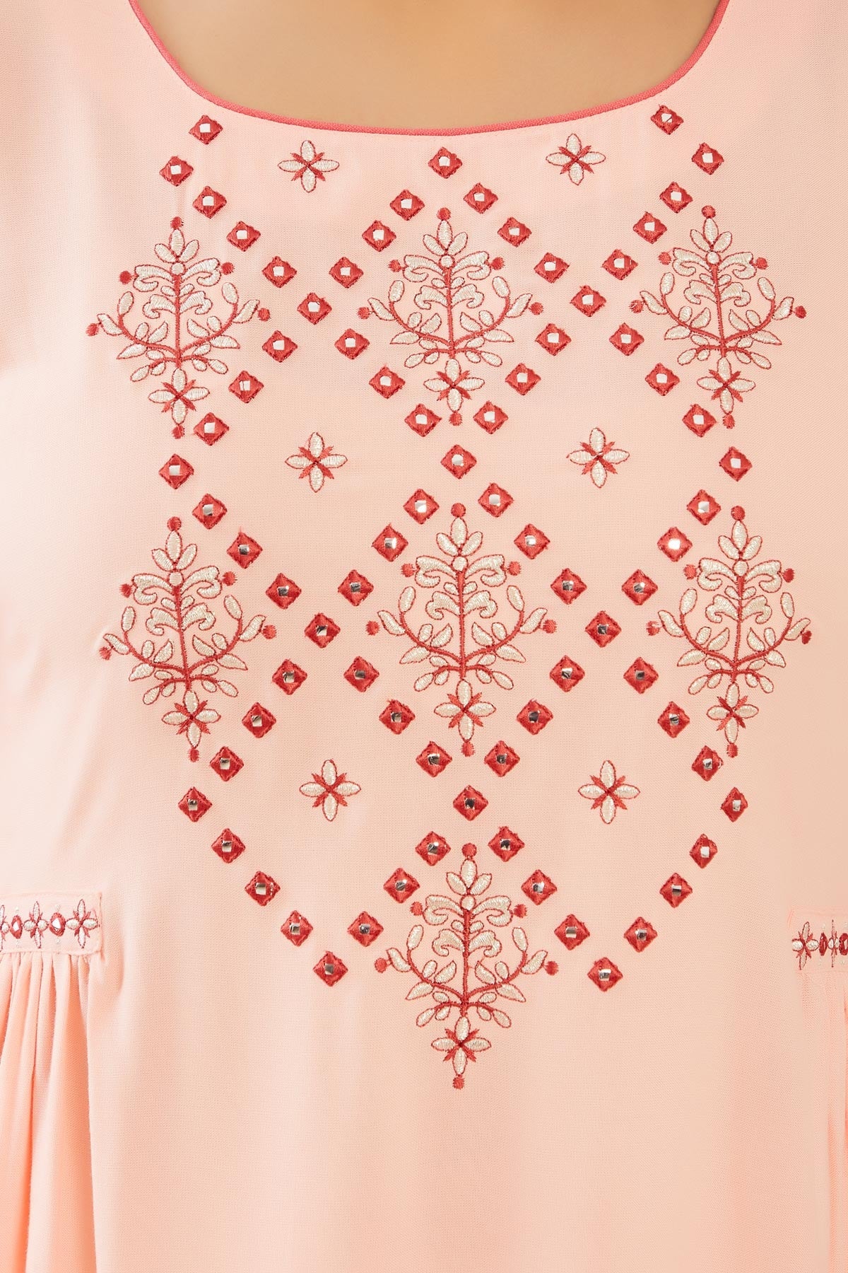 Tie & Dye Embroidered With Foil Mirror Kurta - Peach