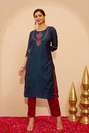 Jewel Inspired Floral Embroidered Kurta - Blue
