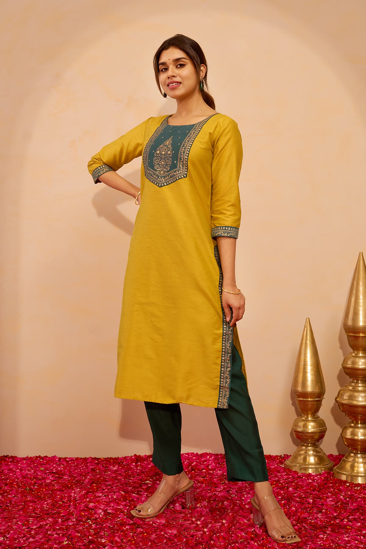 Thilagam Motif Printed Kurta - Mustard
