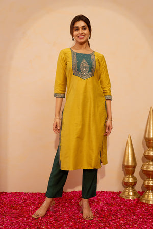 Thilagam Motif Printed Kurta - Mustard