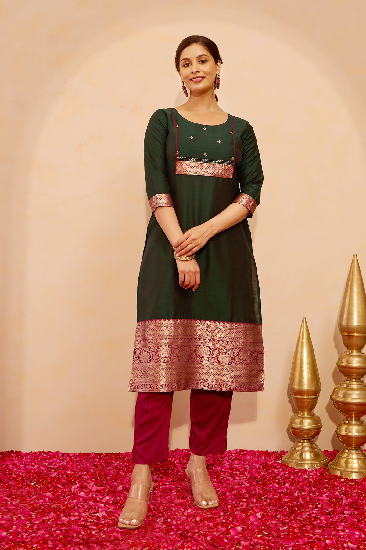 Zari Patchwork Kurta with Kundan Embellishment - Green
