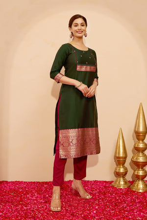 Zari Patchwork Kurta with Kundan Embellishment - Green
