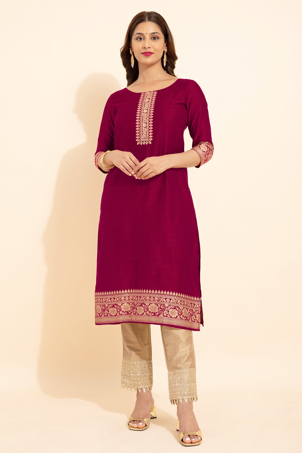 Contrast Floral Embroidered Yoke Kurta Pink