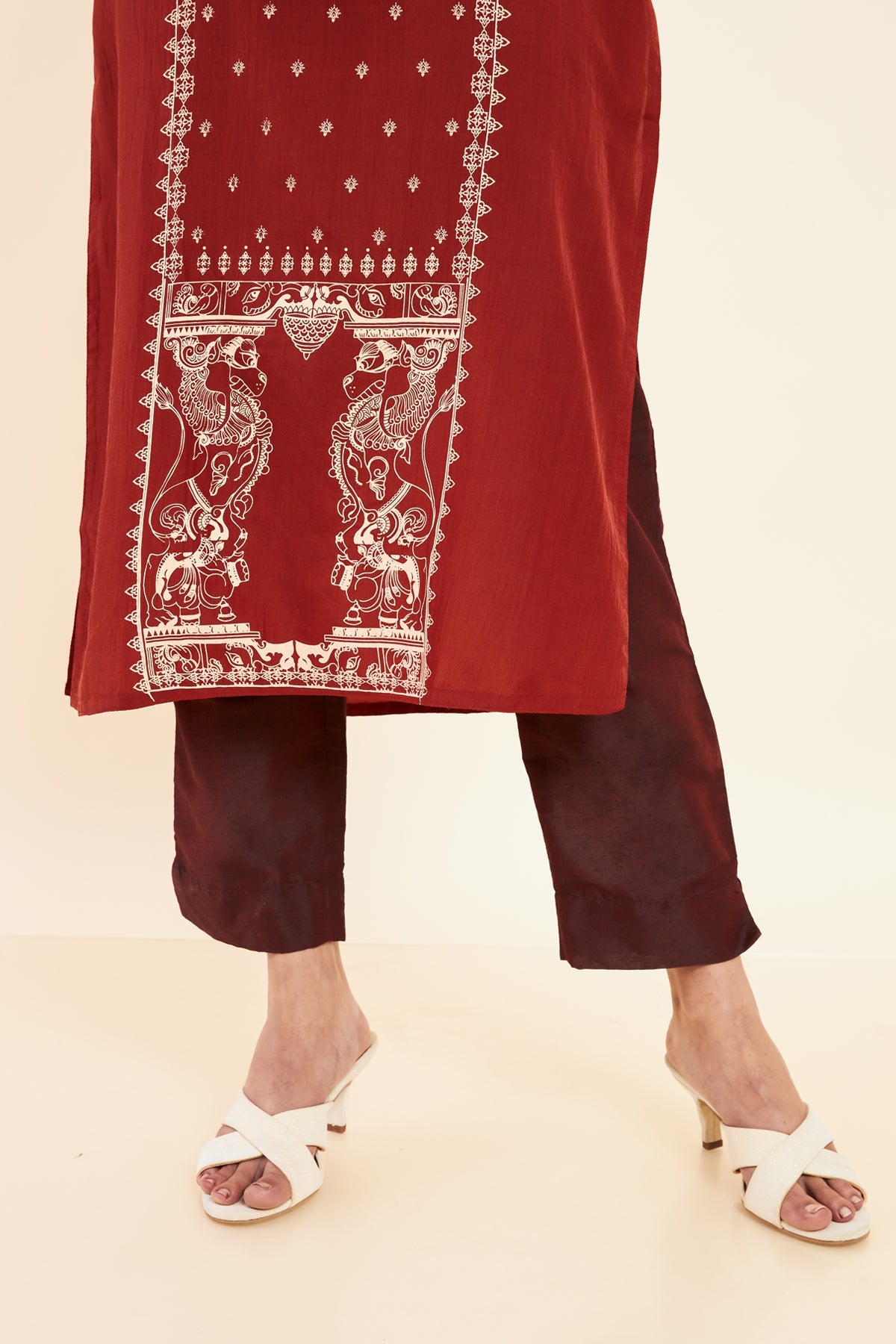 Contrast Temple Motif Printed Kurta Rust