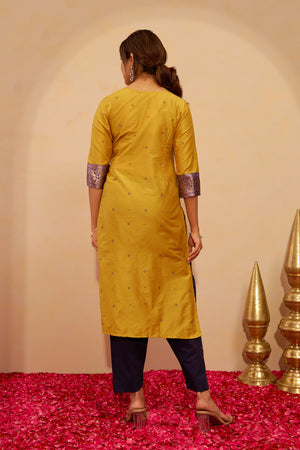 Printed Kurta with Zari Patchwork- Mustard
