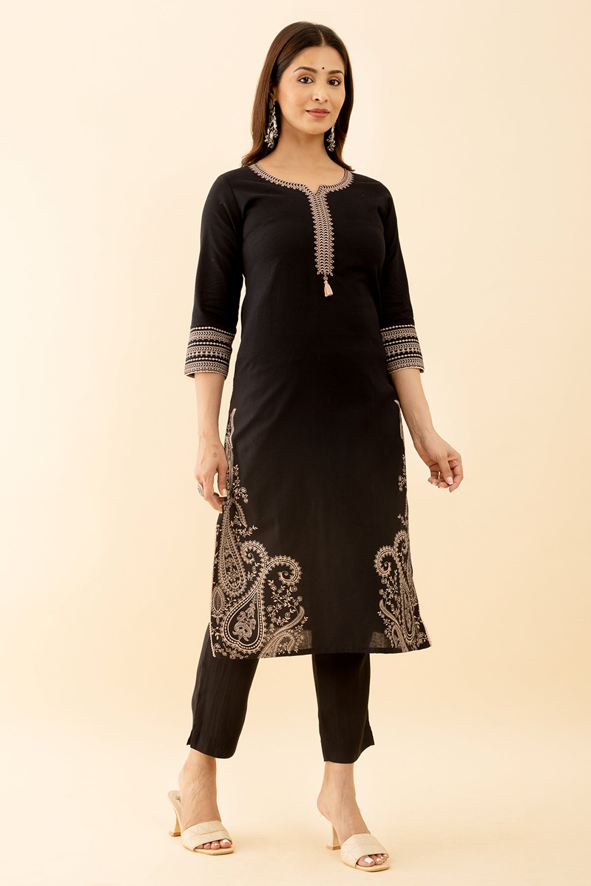 Floral Paisley Printed Kurta - Black