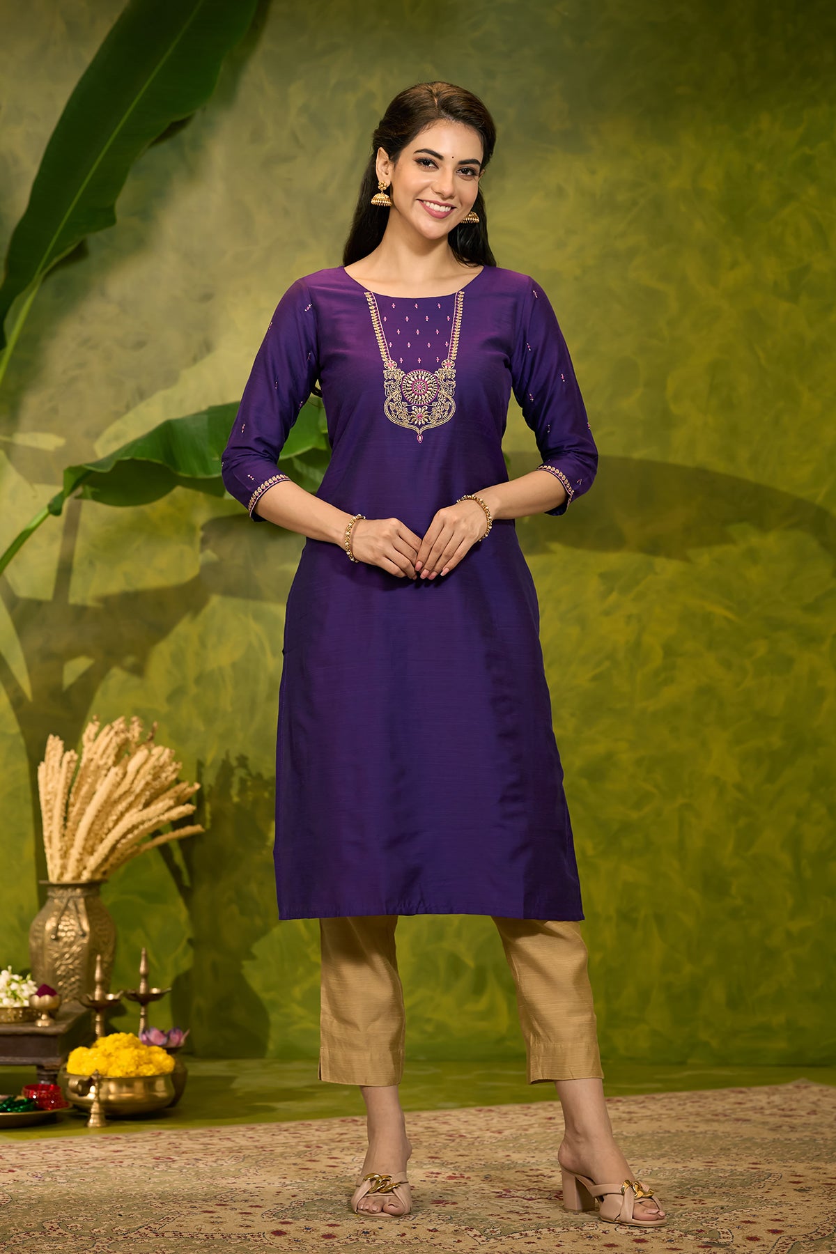 Jewel Inspired Embroidered Kurta - Purple