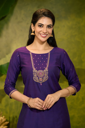 Jewel Inspired Embroidered Kurta - Purple